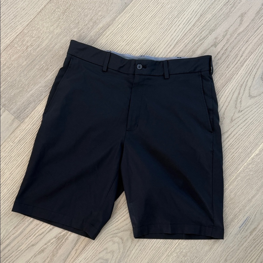 2 for $65 - Walter Hagen Men's Performance 11 PureFlex 9" Golf Short